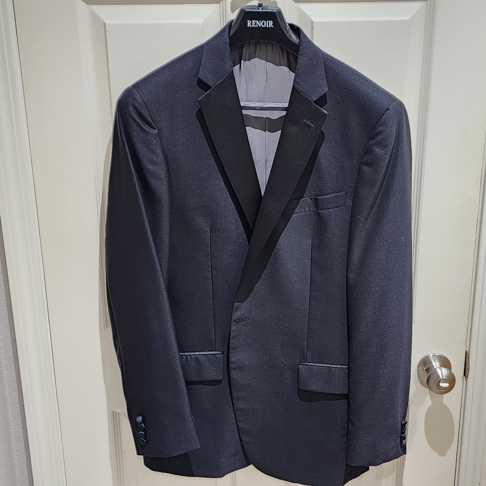 LAST WEEKEND! Hart Schaffner Marx Classic Fit Tuxedo Set Black / Black Satin